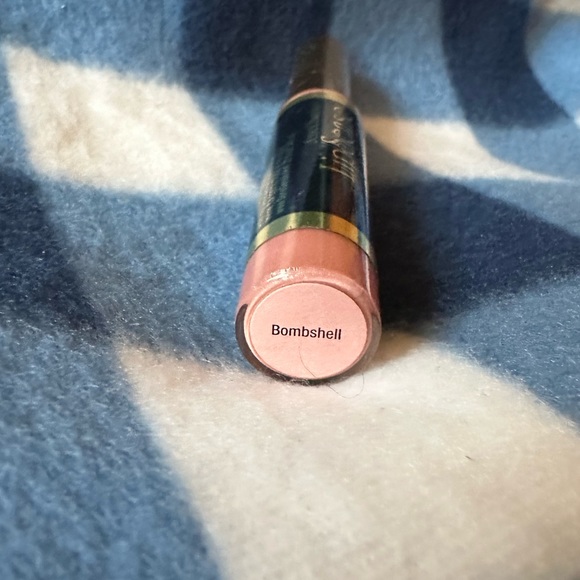 LipSence by SeneGence- Bombshell - Picture 2 of 2